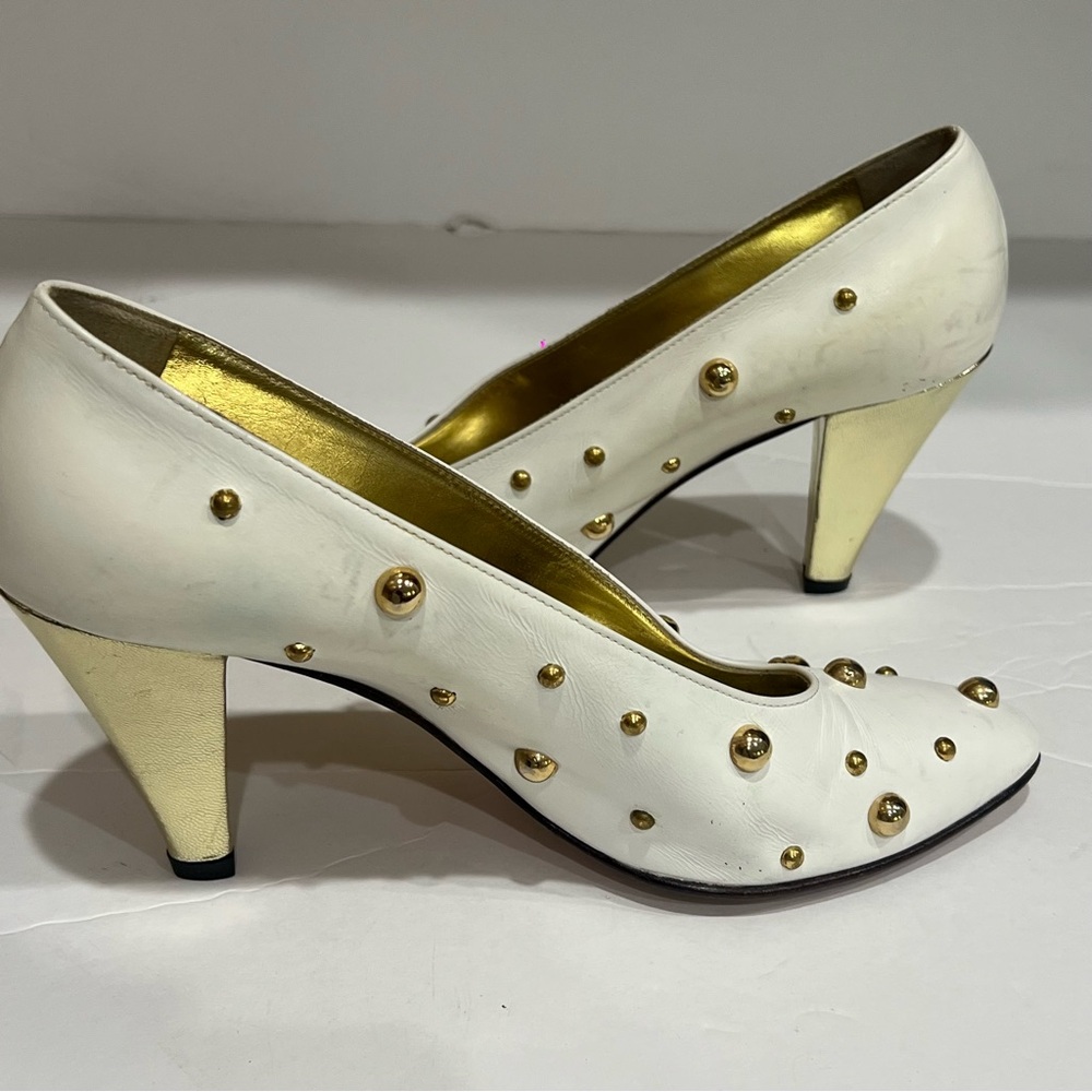 Vintage ESCADA White Leather Gold Studded Pumps 8 AA Narrow